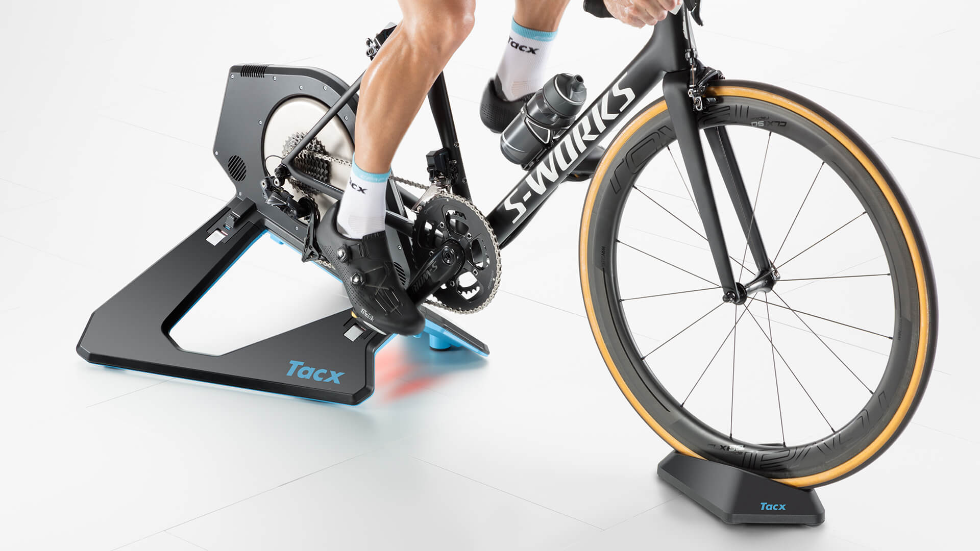 TACX TRENAŽER NEO 2 SMART