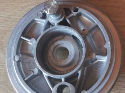 NOSILNA PLOŠČA PRVA ZA MOPED TOMOS T12 KROM