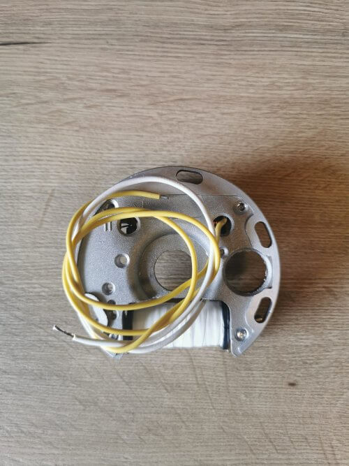 NOSILNA PLOŠČA ZA MOPED TOMOS 12V-50W BREZPLATINSKA