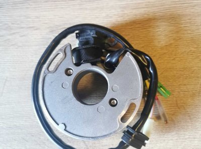 NOSILNA PLOŠČA ZA MOPED TOMOS MALA Z ZAGANJAČEM EL. FLEXER, A35