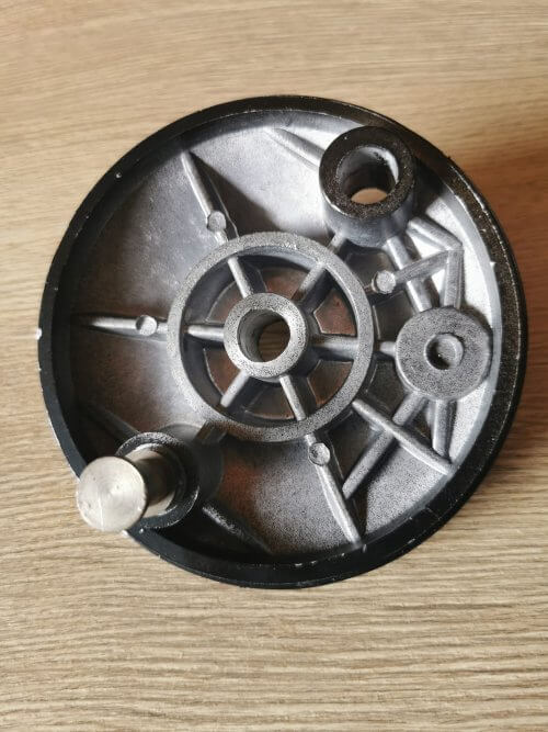 NOSILNA PLOŠČA ZADNJA ZA MOPED TOMOS APN, ATX ČRNA