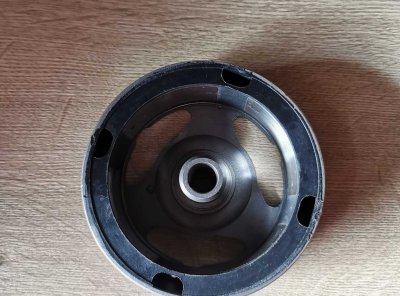 VZTRAJNIK ZA MOPED TOMOS 12V-50W BREZPLATINSKI ISKRA