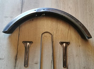 BLATNIK PREDNJI APN 4, 7 KOVINSKI NEPOBARVAN Z NOSILCI