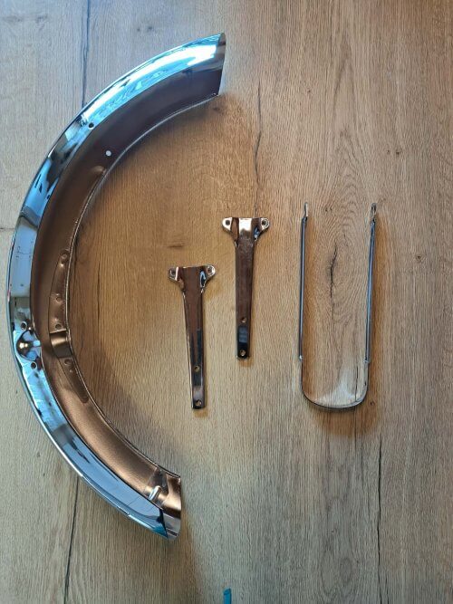 BLATNIK PREDNJI T12 KROM KPL Z NOSILCI